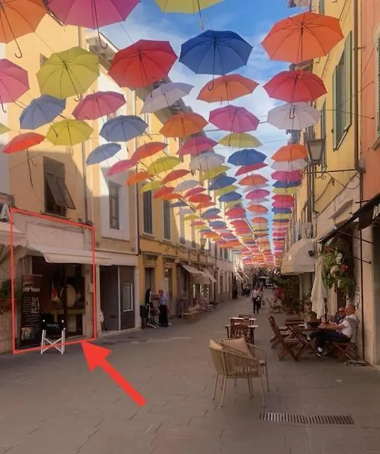 Via Di Mezzo Camere Camera 103 Pietrasanta 0*,